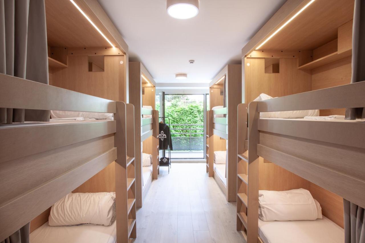 8-Bed Room Balcony