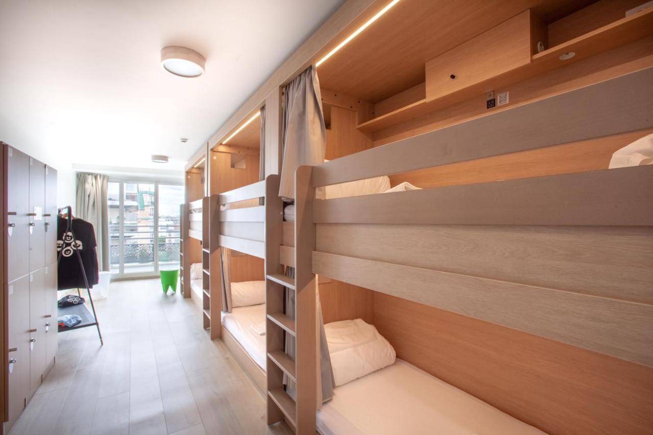 6-Bed Room Balcony