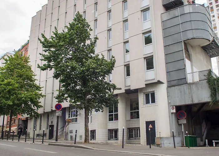 Auberge De Jeunesse Hi Paris Le D'Artagnan